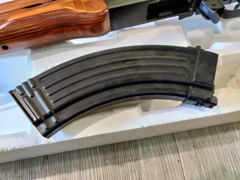 二手寄賣 9成新 GHK AIMS V2 瓦斯槍 GBB 1槍1匣 鋼製 原木 實木 AKM AK74 AK47