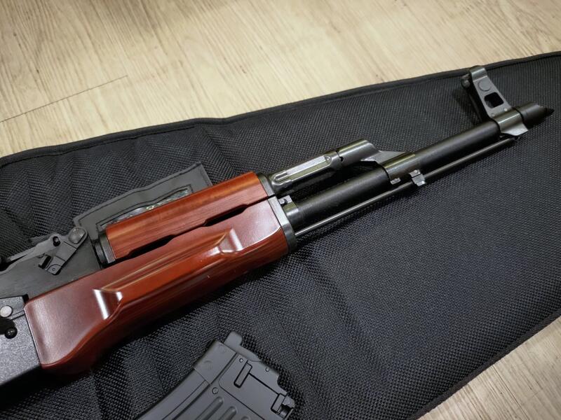 二手寄賣 近全新 日本 馬牌 MARUI AKM GBB 全金屬 瓦斯槍 1槍1匣 含槍袋